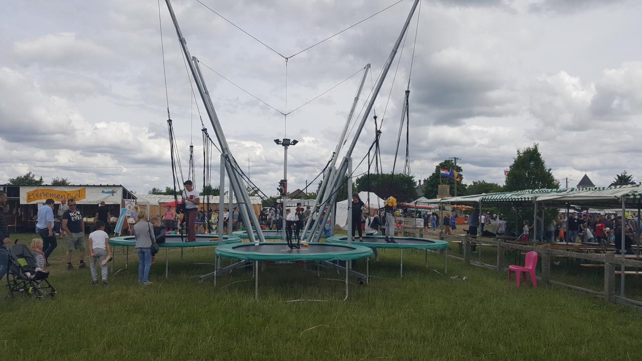 Trampoline