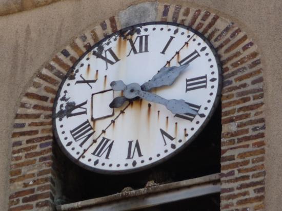 les horloges de l'Eglise en rénovation