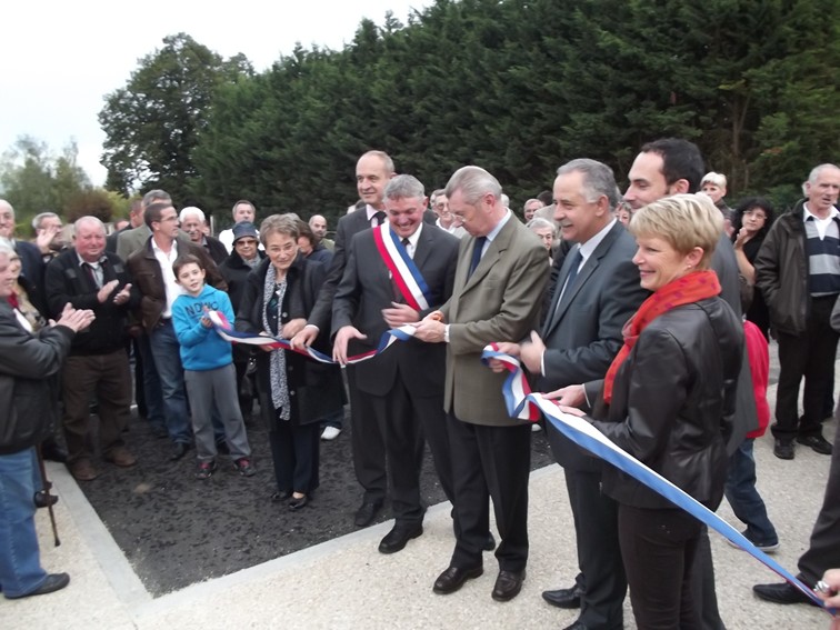 L'inauguration de la cantine-garderie